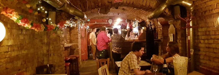 Lampas Bar Budapest